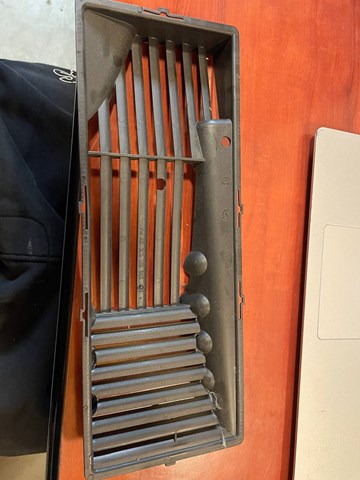 VAG 3C0129668 Корпус воздушного фильтра в наличии Черновцы