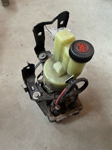 491103543R RENAULT Насос гидроусилителя руля (ГУР) купить в Винница