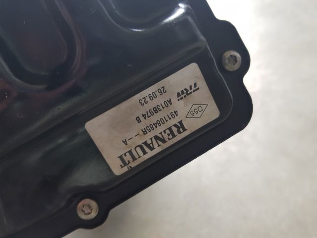 Насос рулевого механизма 491108485R RENAULT