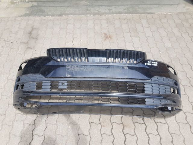 Бампер на авто 57A807221 VAG
