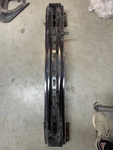 Швеллер переднего бампера Skoda Octavia 3 A7