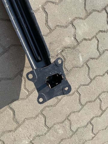 VAG 5P0807305A Усилитель бампера заднего в наличии Чернигов