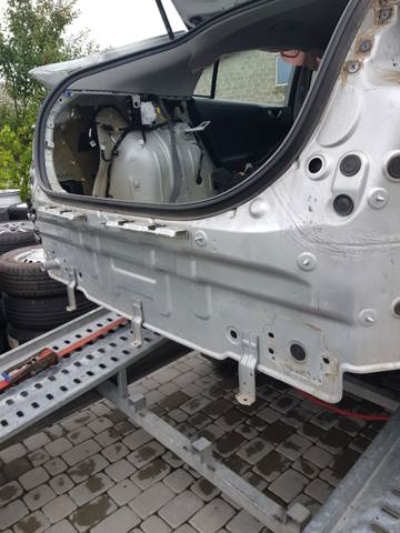 69100G2500 Панель багажного отсека задняя купить Ирпень