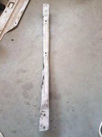 Накладка передней панели (суппорта радиатора) верхняя 7228081 BMW