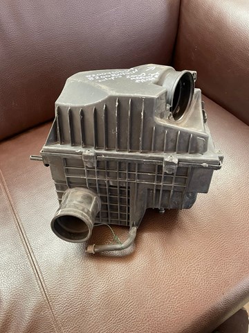 Корпус воздушного фильтра 8200751534 RENAULT