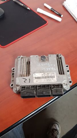 Электронный блок управления двигателем 8200935115 RENAULT
