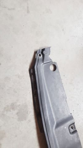 HYUNDAI 863521R000 Накладка диффузора радиатора верхняя в наличии Одесса