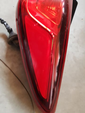 92402J9100 HYUNDAI Фонарь задний правый внешний купить в Черновцы
