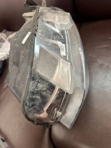 9808567680 PEUGEOT Правая фара купить в Павлоград
