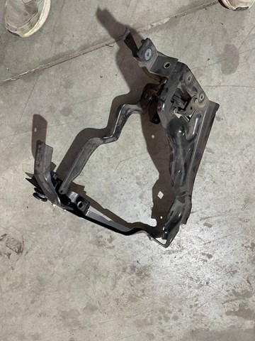 204626044 MERCEDES купить в Николаев