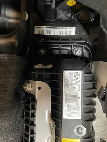 MERCEDES A2126802387 в наличии Кривой Рог