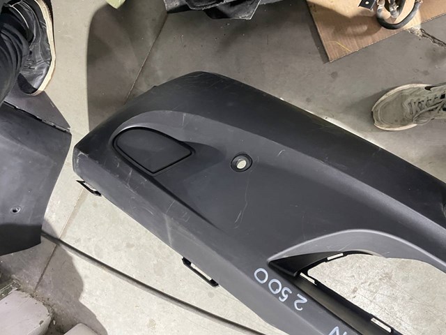 MERCEDES A90688005709B51 Бампер передний в наличии Ровно