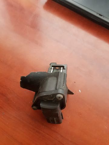 Расходомер воздуха E5T62271 MAZDA