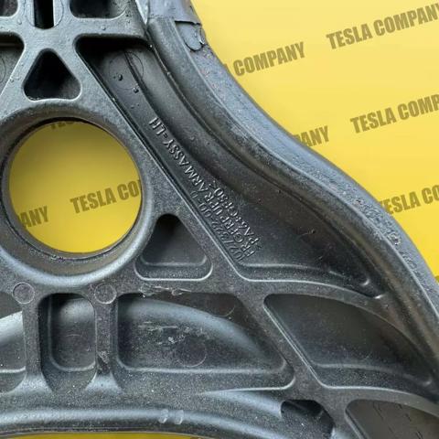 TESLA 102732200D Рычаг передней подвески верхний левый в наличии Львов