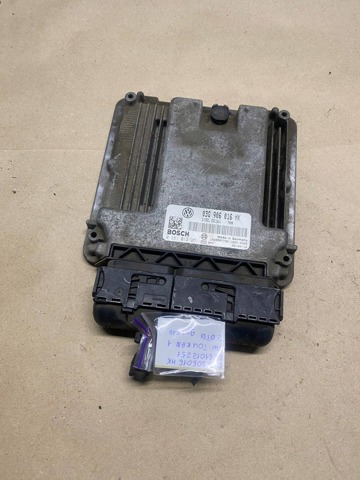 Электронный блок управления двигателем 03G906016HK VAG