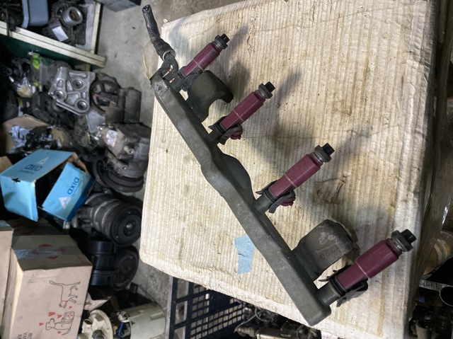 Топливные форсунки 1955003310 MAZDA