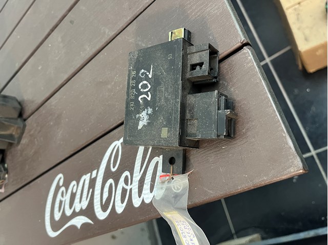 MERCEDES 2108202826 в наличии Кривой Рог
