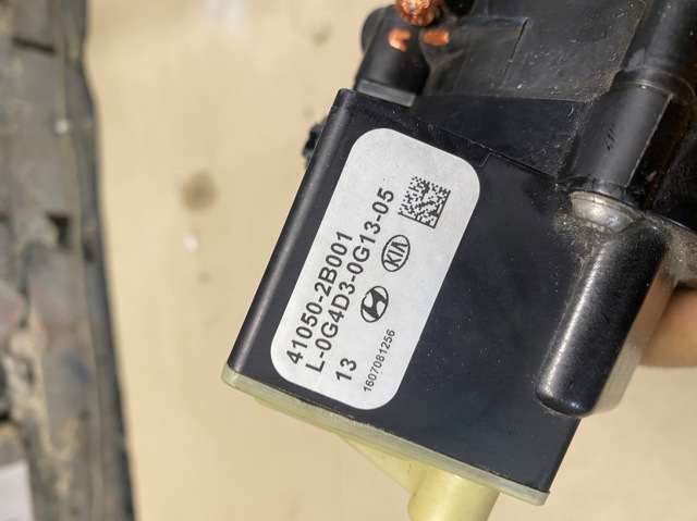 HYUNDAI 410502B001 Актуатор сцепления в наличии Ирпень