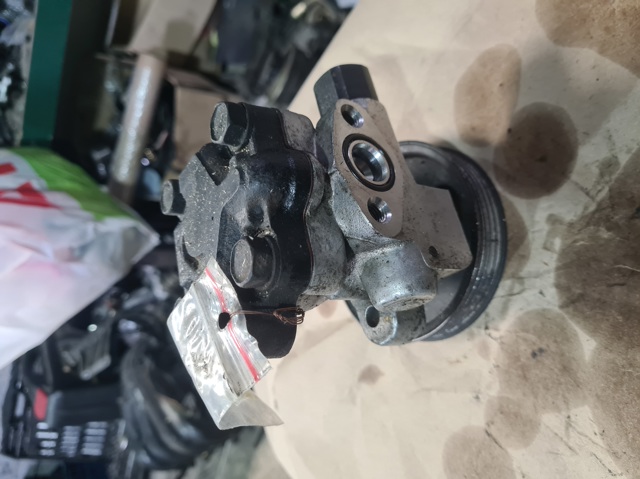 Насос ГУР 571101C311 HYUNDAI