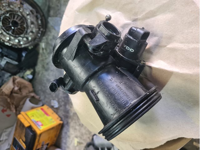 Дроссельная заслонка в сборе 7700273699 RENAULT