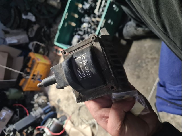 Коммутатор системы зажигания 7700732263 RENAULT