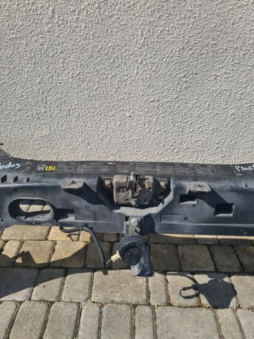 RENAULT 8200224763 Суппорт радиатора в сборе (монтажная панель крепления фар) в наличии Украина