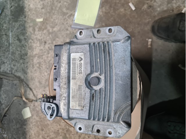 Электронный блок управления двигателем 8200298457 RENAULT