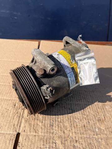 Насос кондиционера 8200309193 RENAULT
