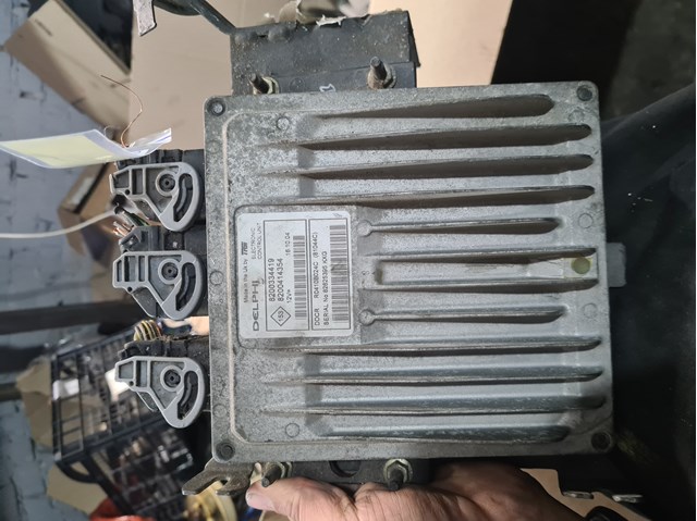 ЭБУ двигателем 8200334419 RENAULT