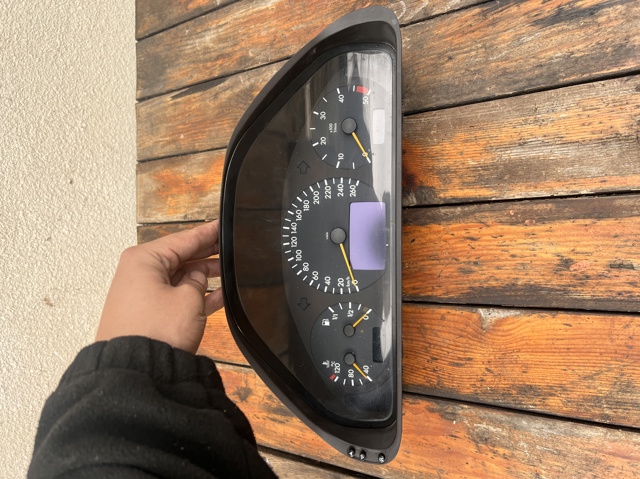 Приборная доска A2105402811 MERCEDES
