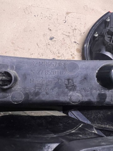 MITSUBISHI MR957365 Фонарь задний левый внешний в наличии Житомир