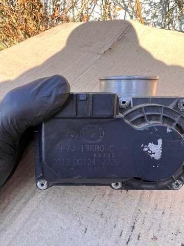 RF7J136B0C MAZDA Дроссельная заслонка купить в Ужгород