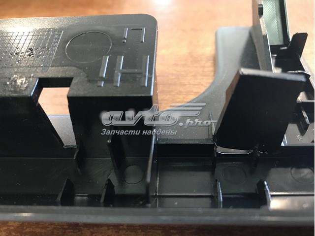 Заглушка отверстия под домкрат 4G0853869AGRU VAG