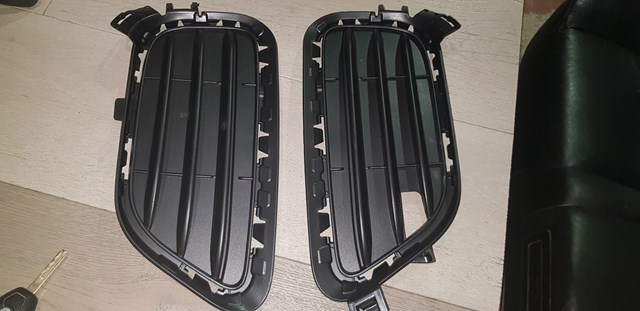 BMW 51117338513 Решетка бампера переднего левая нижняя в наличии Житомир