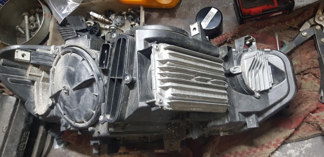 63117377855 BMW Фара левая купить в Павлоград