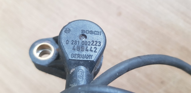 Датчик положения коленчатого вала 0281002223 BOSCH