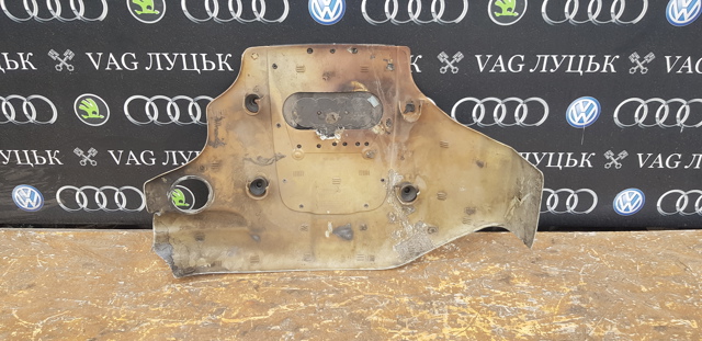 059103927AC VAG Крышка двигателя купить в Ровно