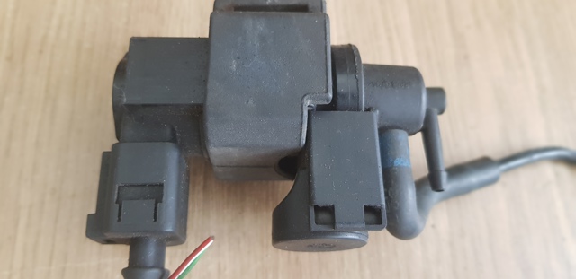 VAG 059906628B Клапан преобразователь давления наддува (соленоид)  в наличии Одесса