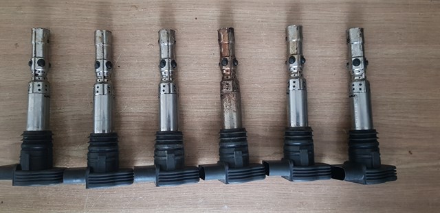 VAG 06A905115D Катушка зажигания в наличии Черновцы