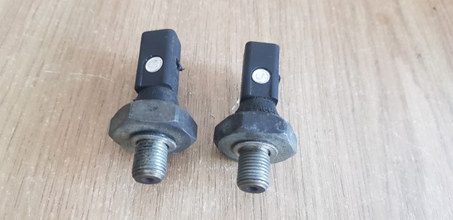 Датчик давления масла двигателя Ауди А8 D3