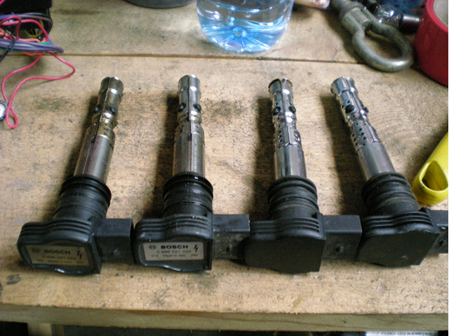 Катушка зажигания 0986221024 BOSCH