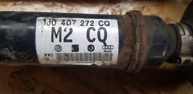 VAG 1J0407272CQ Полуось (привод) передняя правая в наличии Винница