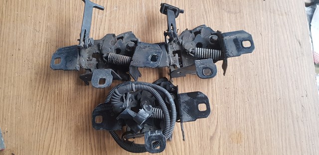 Замок крышки капота 1J0823509B VAG