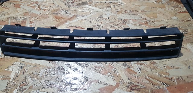 1J0853677D Решетка бампера купить Николаев