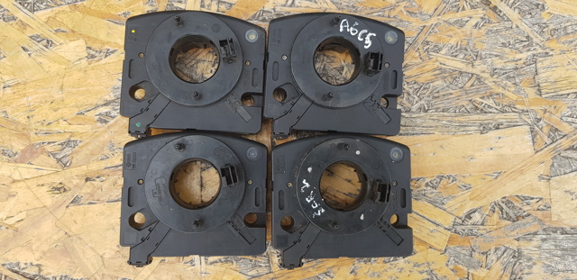 Кольцо AIRBAG контактное, шлейф руля 1J0959654AC VAG