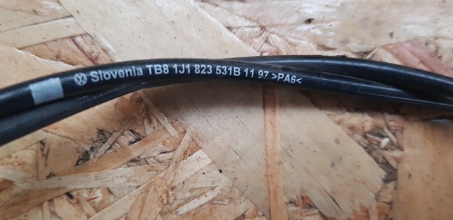 VAG 1J1823531B Трос капота в наличии Харьков