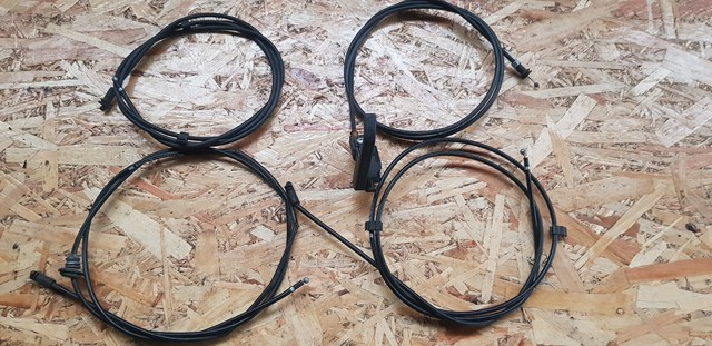 Трос замка капота 1J1823531B VAG