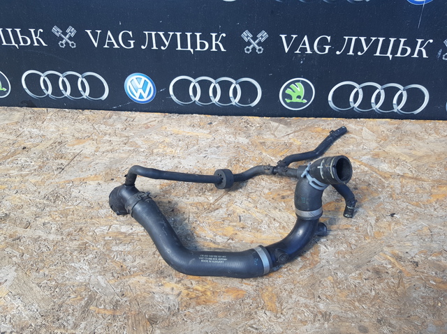 Патрубок системы охлаждения Volkswagen Caddy 4