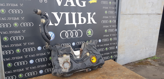 Бензобак 1K0201022KR VAG