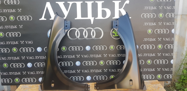 Крыло переднее правое 3B0821106E VAG